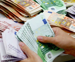 Tỷ giá USD liên tục giảm: Bất ngờ hiếm có