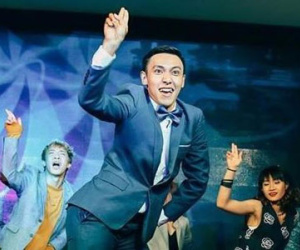 Chú rể nhảy "Ông bà anh" vui nhộn trong đám cưới