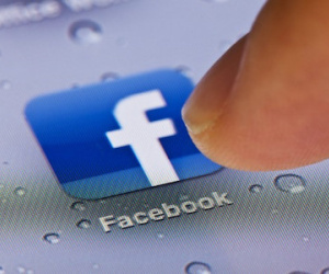 Facebook thừa nhận gây hao pin smartphone