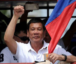 Tổng thống Duterte ra lệnh ‘sốc’ về các quan tham dính ma túy