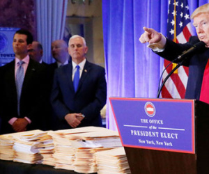 Câu chuyện sau hồ sơ tuyệt mật cáo buộc ông Trump có quan hệ ngầm với Nga?