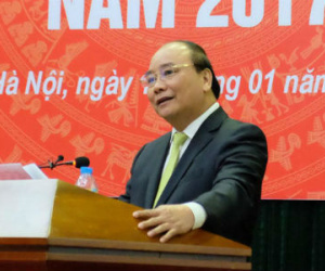 Vì sao người giàu đi nước ngoài chữa bệnh đông như vậy?