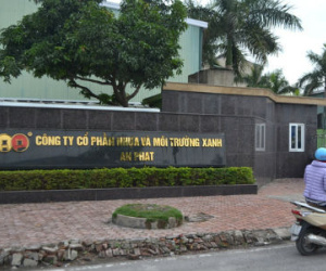 Thực hư chuyện công nhân được thưởng Tết... 700 triệu đồng!