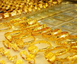 Giá vàng hôm nay 15/1: Tiến lên mốc 37 triệu đồng/lượng