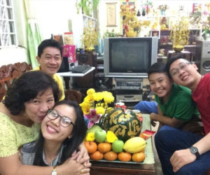 Người cha, người mẹ ở quê chờ gì trong ngày Tết?