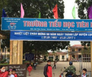 Bố bế con đi Hà Nội chơi, mẹ tưởng con bị bắt cóc