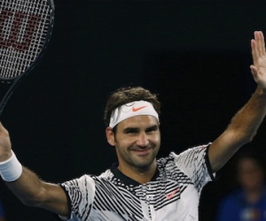 Federer ra quân thắng lợi ở Australia Mở rộng