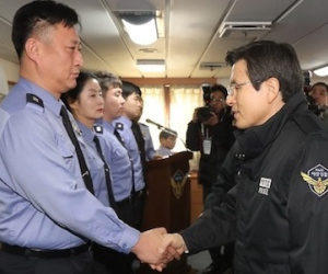 Hàn Quốc ra lệnh mạnh tay với tàu cá trái phép Trung Quốc