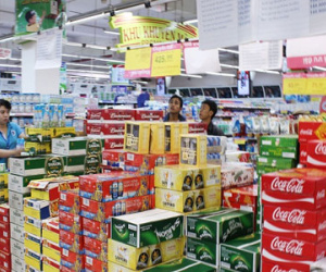 Sắp Tết giá bia lại “nhảy múa”, khan hàng