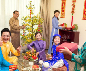 Ai muốn đi trốn Tết thì cứ việc, để đấy "tôi và Tết" yên ổn hạnh phúc bên nhau!