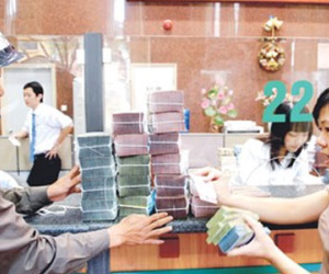 Áp tết, gửi tiền ngân hàng lưu ý gì?