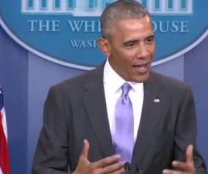 Obama bất ngờ xuất hiện, cảm ơn người phát ngôn Nhà Trắng