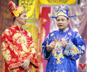 10 sắc thái biểu cảm không giống ai của Tự Long tại Táo quân 2017