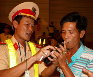CSGT Bình Định phạt người uống rượu lái xe gần 3 tỷ đồng