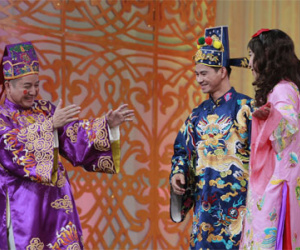 Cười ngất với những màn đối đáp của cô Đẩu và Táo giao thông
