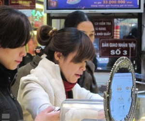 Giá vàng trong nước giảm sâu tới 220.000 đồng mỗi lượng