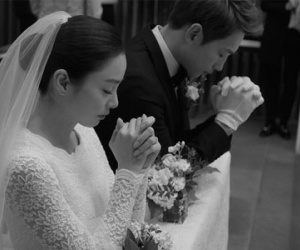 HOT: Rò rỉ hình ảnh hiếm hoi Kim Tae Hee và Bi Rain hạnh phúc thề nguyện bên trong đám cưới thế kỷ