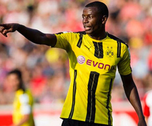 Tiền đạo của Dortmund chuẩn bị chuyển tới Trung Quốc