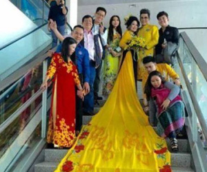 Thanh Bạch lên tiếng khi bị nói làm "trò lố" với áo dài 8 mét?