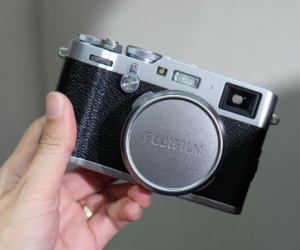 Fujifilm X100F - máy compact cao cấp với 325 điểm lấy nét