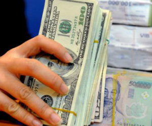 Phó giám đốc chi nhánh ngân hàng bị nghi "ôm" tiền tỉ bỏ trốn