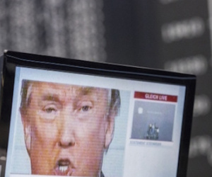 Chỉ số Dow Jones bất ngờ tăng điểm "mừng" tân Tổng thống Donald Trump