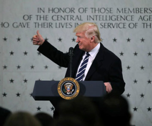 Sau mâu thuẫn, ông Trump nói ủng hộ CIA 1.000%
