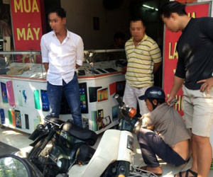 Bắt nghi phạm chuyên trộm nắp xăng xe máy ở Sài Gòn