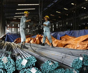Thép thưởng Tết to, dệt may, hóa chất ngậm ngùi