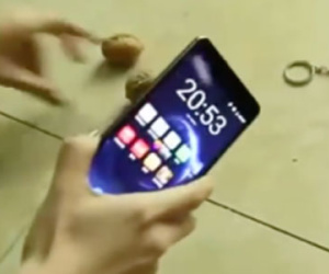 Thử độ bền Nokia 6 khi thả rơi