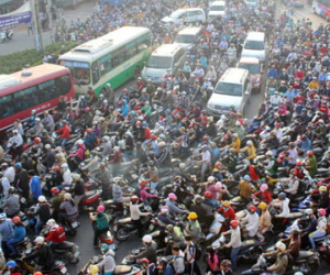Thủ tướng: “Không cấm nhưng phải hạn chế phát triển xe cá nhân”