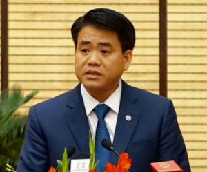 Chủ tịch Hà Nội: Nghiêm cấm lợi dụng đề bạt, bổ nhiệm để tiệc tùng, nhận quà