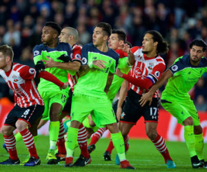 Liverpool - Southampton: Chờ “cơn điên” của Klopp