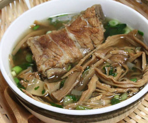 Canh măng ngày Tết: Ăn ngon miệng nhưng cần phải biết điều này để an toàn sức khoẻ
