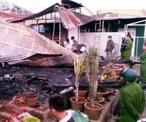 Cháy nhà ngày cuối năm, 2 cháu bé thiệt mạng