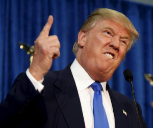 Nhức đầu với việc dịch tên ông Trump sang tiếng Trung