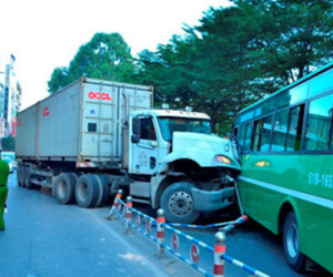 17 người chết vì tai nạn giao thông ngày 30 Tết
