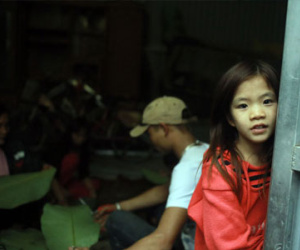 Ngày cuối năm tại nhà người phụ nữ một mình nuôi 14 đứa con ở HN