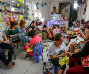 Người Sài Gòn đua nhau làm đẹp chơi Tết