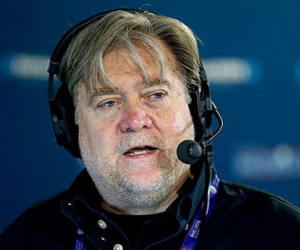 Chiến lược gia của Trump yêu cầu truyền thông Mỹ "ngậm miệng lại"