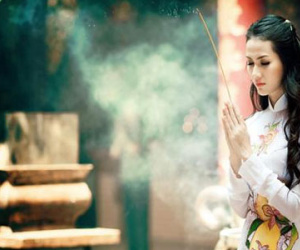 Đầu năm đi chùa lễ Phật nhớ đừng phạm phải những sai lầm này để năm mới bình an