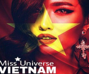 Hoa hậu Hoàn vũ các nước chúc năm mới Việt Nam
