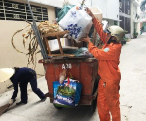 Ngày mồng một Tết của những người "quên" giao thừa
