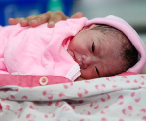 TP.HCM chào đón công dân nhí đầu tiên của năm Đinh Dậu