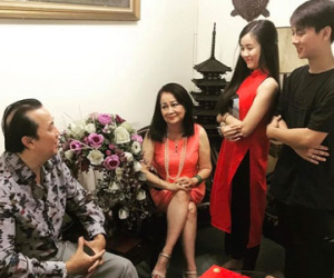 Hoài Lâm sang nhà bạn gái chúc Tết, nghi vấn sắp kết hôn