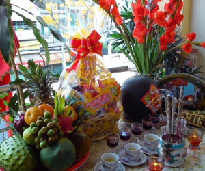 Văn khấn lễ tạ năm mới: Cúng hóa vàng ngày Tết