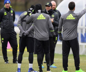 Conte lo lắng điều gì trước đại chiến với Liverpool?