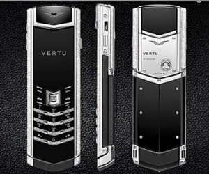 Những chiếc điện thoại Vertu đắt nhất Việt Nam
