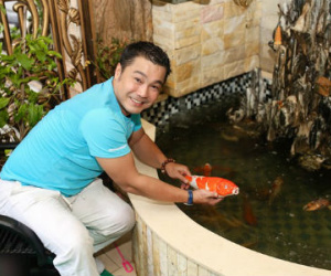 Lý Hùng: "Tôi ngại khi bị gọi là đại gia của showbiz"