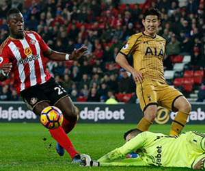 Tottenham vượt Arsenal nhưng chưa thể thu hẹp cự ly với Chelsea
